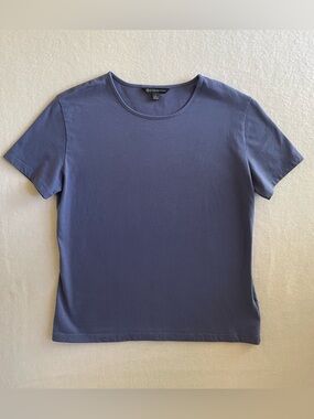 Brooks Brothers Women's Short Sleeve Crewneck Tee in Violet Blue, size L